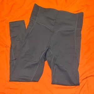 Halara butt lifting tummy control leggings.